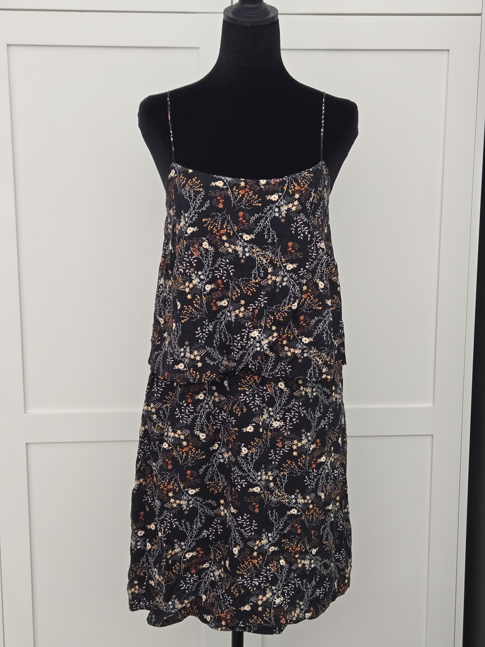 Only Black Layered Flowy Floral Midi Dress Cream Rust Orange Accents EU 34 XS 4